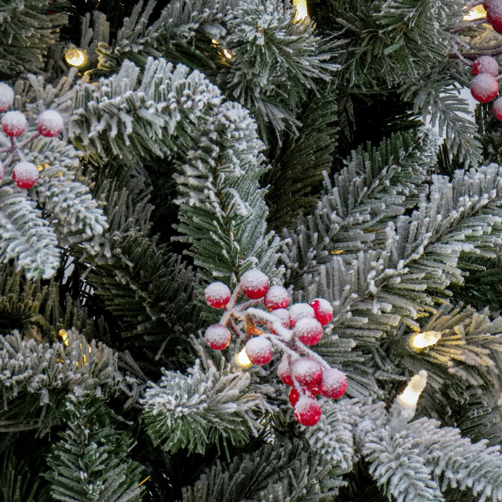 Best National Tree Company 7.5 Ft Pre-Lit Snowy Poechmann Fir Tree With Led Lights