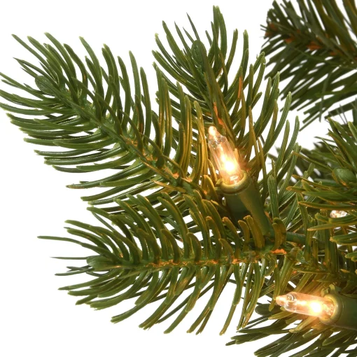 New National Tree Company 7.5 Ft Victoria Spruce Tree With Clear Lights