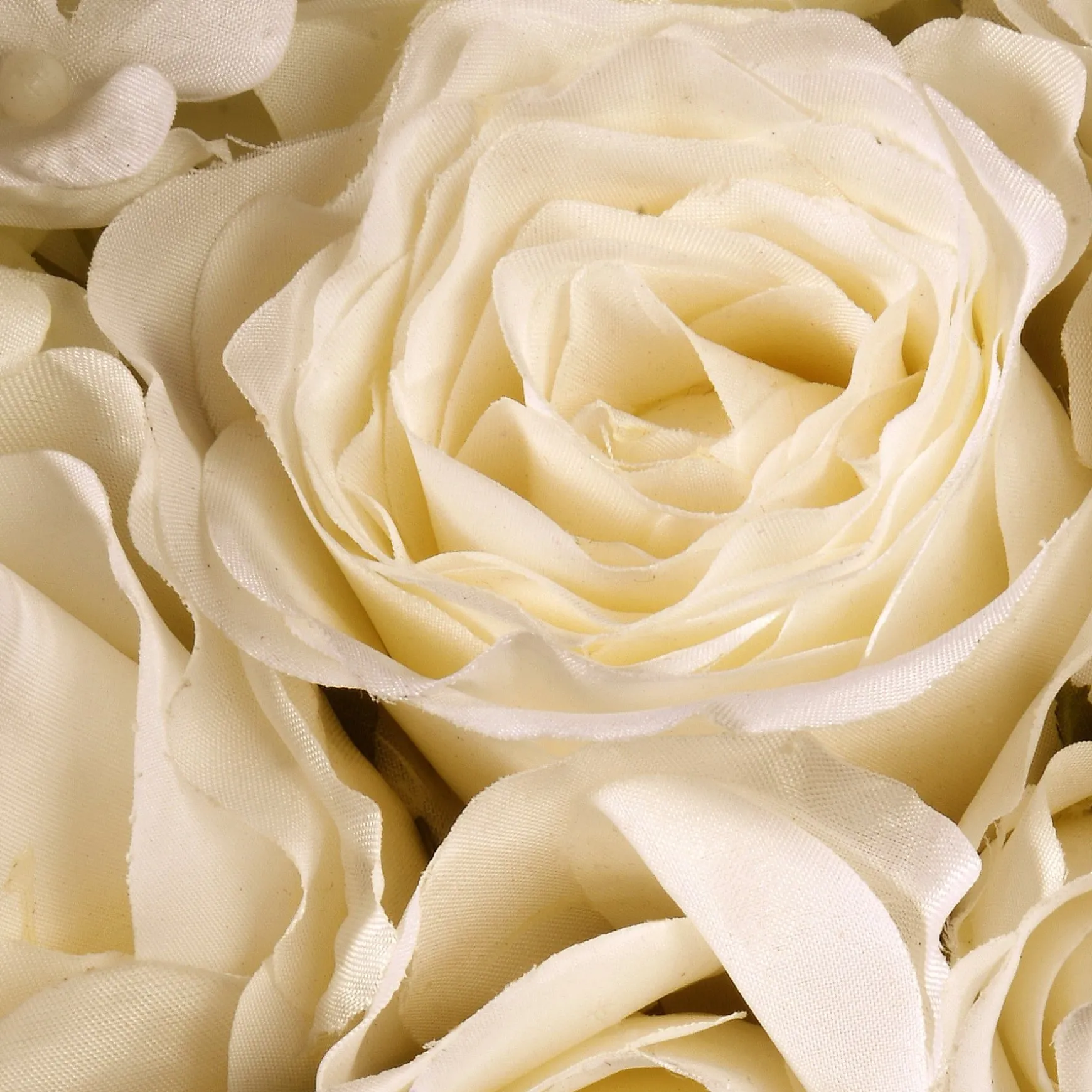 Outlet National Tree Company Artificial Floral Wreath, White, Decorated With Roses And Hydrangea Blooms, Valentine'S Day Collection, 18 Inches